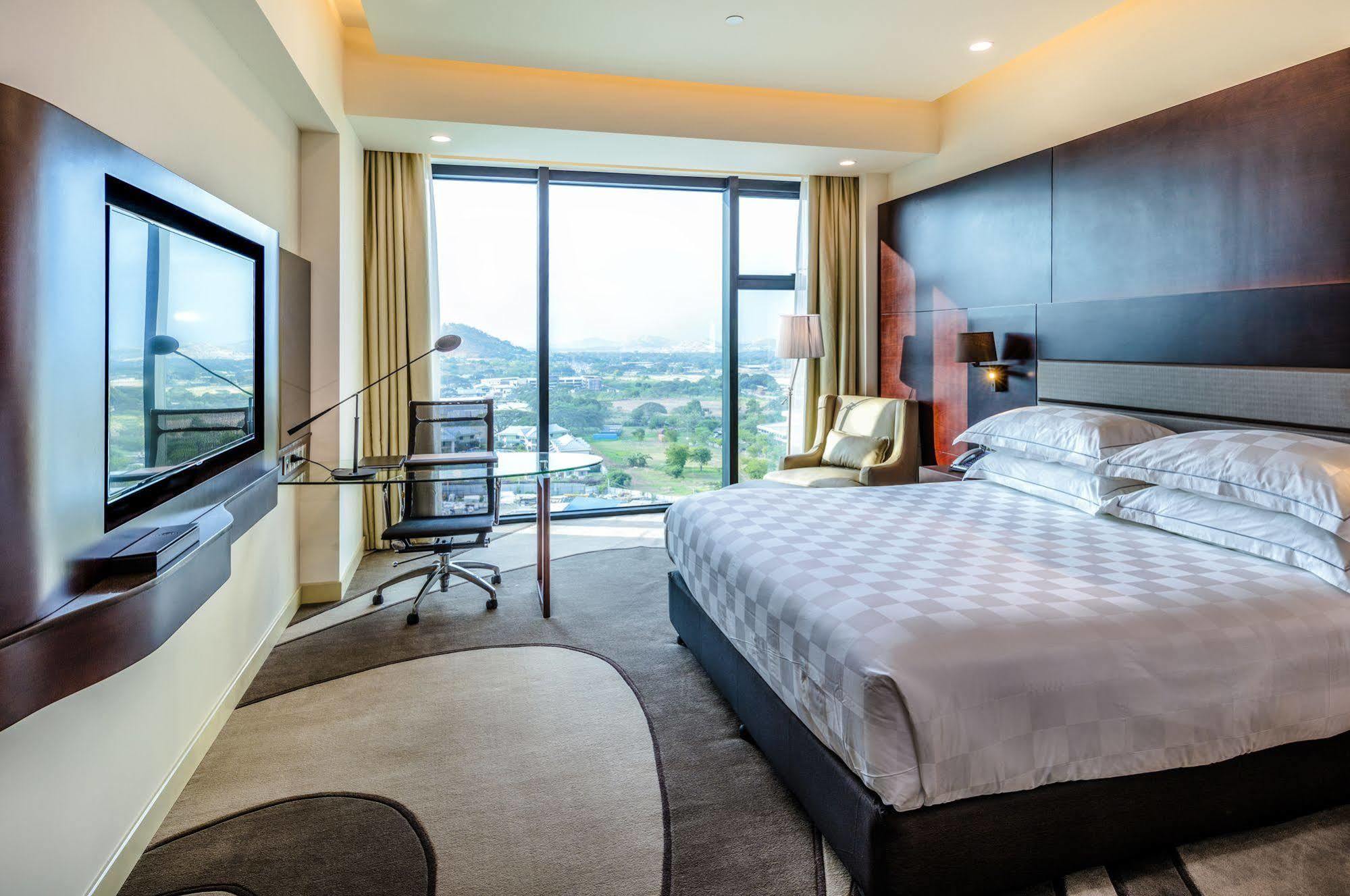 The Stanley Hotel & Suites Porto Moresby Exterior foto